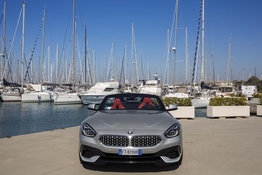  BMW Z4 sDrive20i (G29) 2019 года  (WW) (фото 6 из 11)